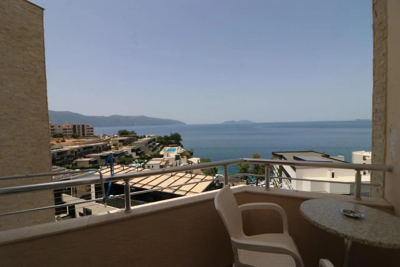 Cc Hotel & Residence Vlora