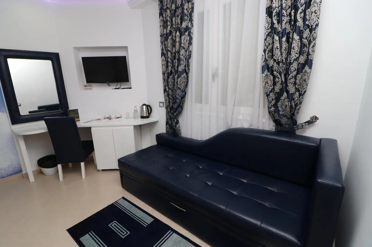 Cc Hotel & Residence Vlora 0*,  Albánia