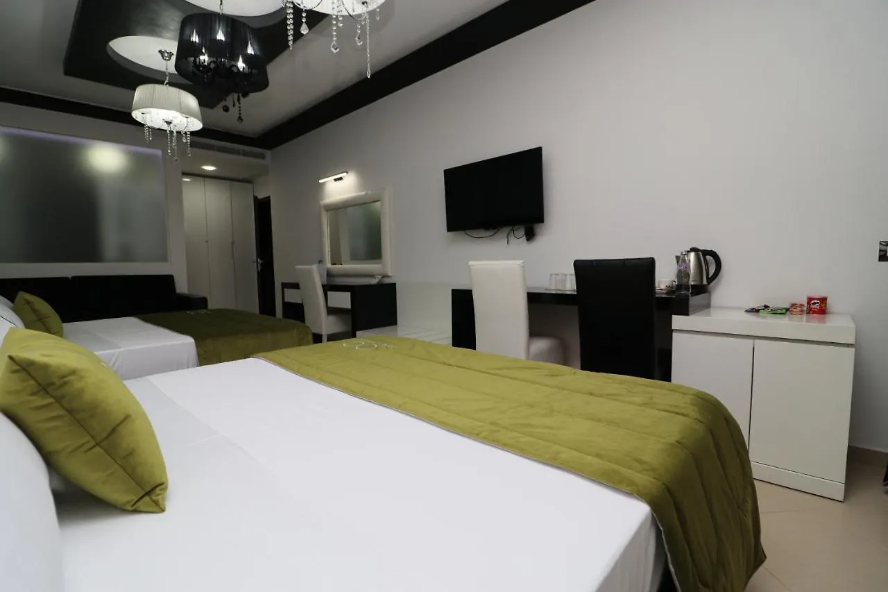 Cc Hotel & Residence Vlora