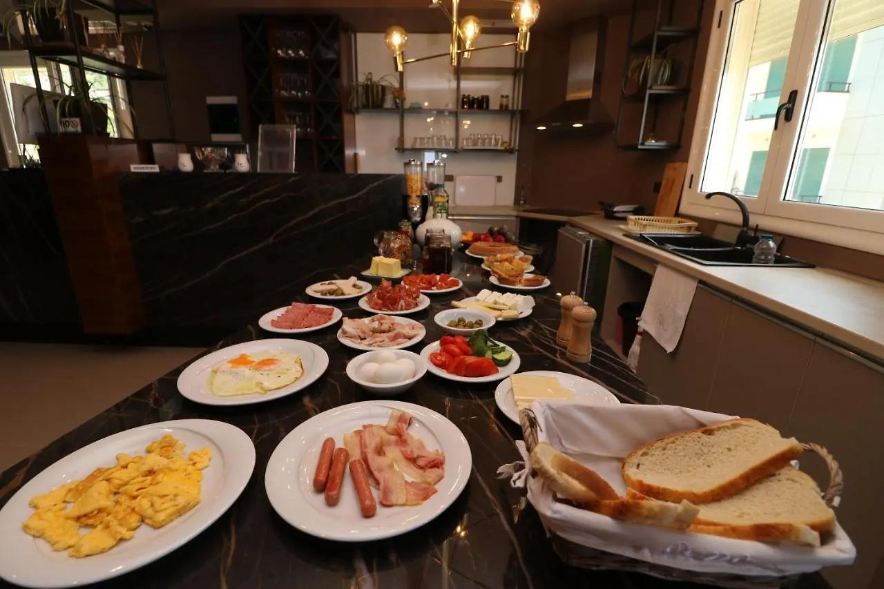 Cc Hotel & Residence Vlora