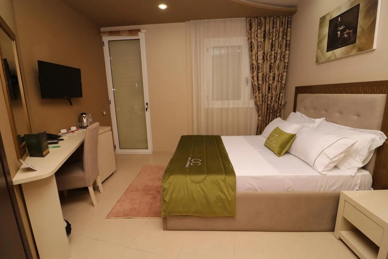 Cc Hotel & Residence Vlora