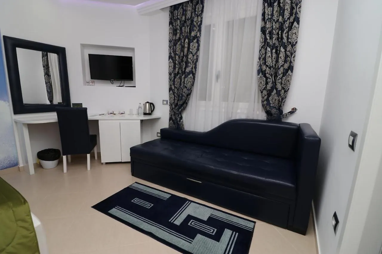 Cc Hotel & Residence Vlora